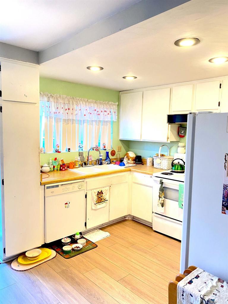 3424 Del Este Way Oceanside, CA 92056 - Photo 8 of 14