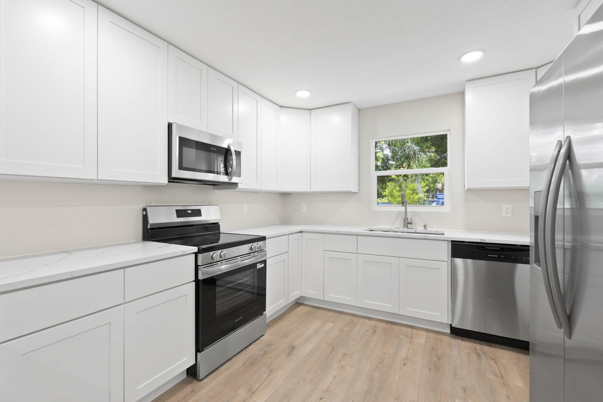202 Laidback Way Fort Pierce, FL 34945 - Photo 17 of 37 25-web-or-mls-DSC06792