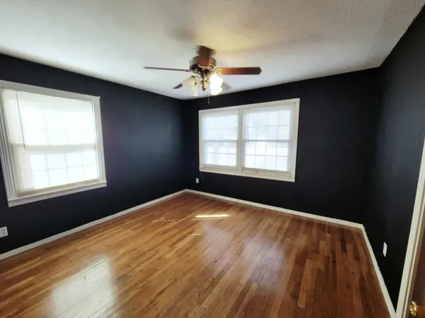 $2,100 | 2003 16th Street, Lubbock, TX 79401