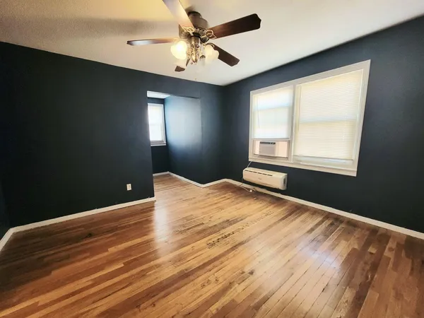 $2,100 | 2003 16th Street, Lubbock, TX 79401