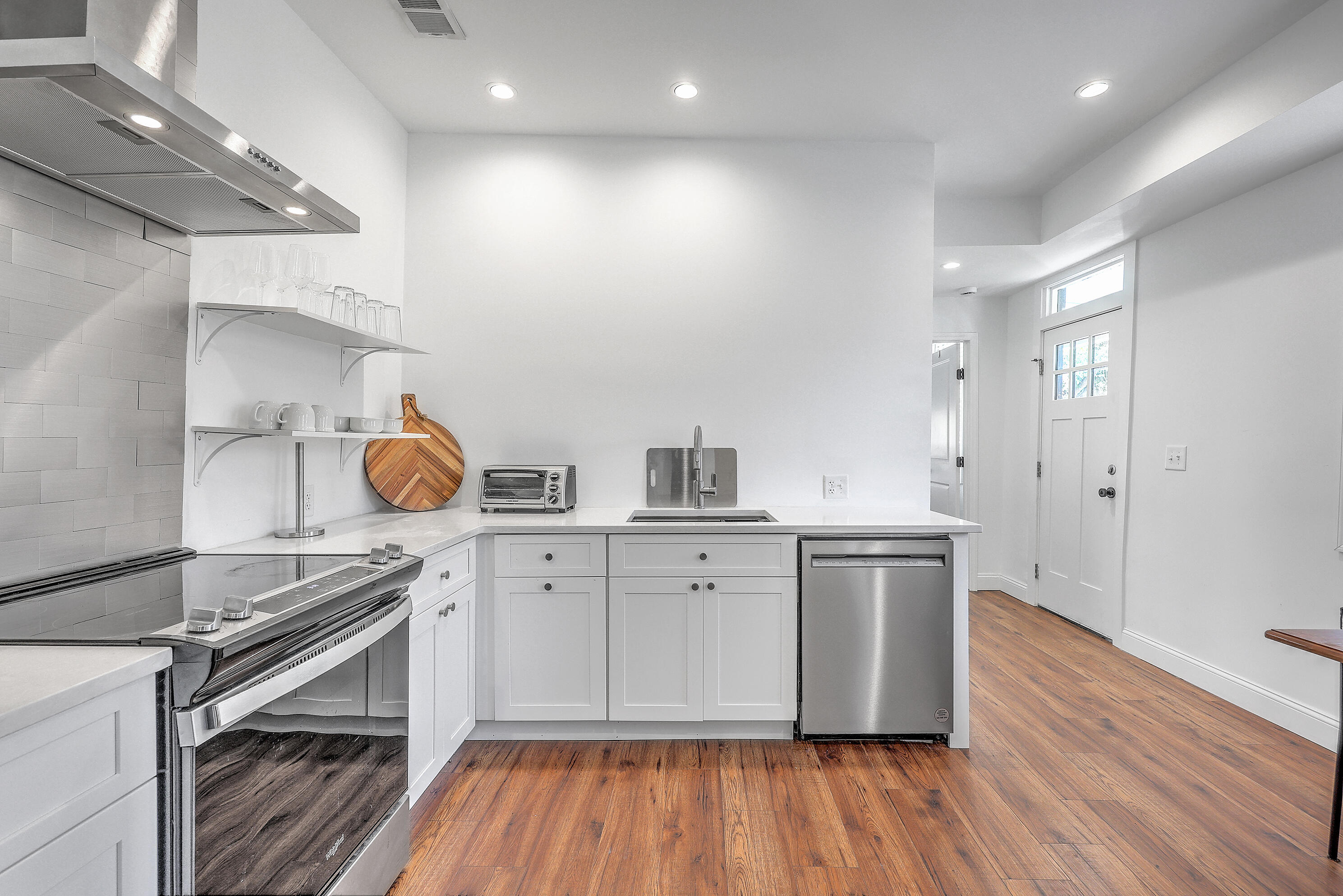 19 America Street, Unit A AND B Charleston, SC 29403 - Photo 5 of 45 ZYN_6046_47_48_49_50_51_52