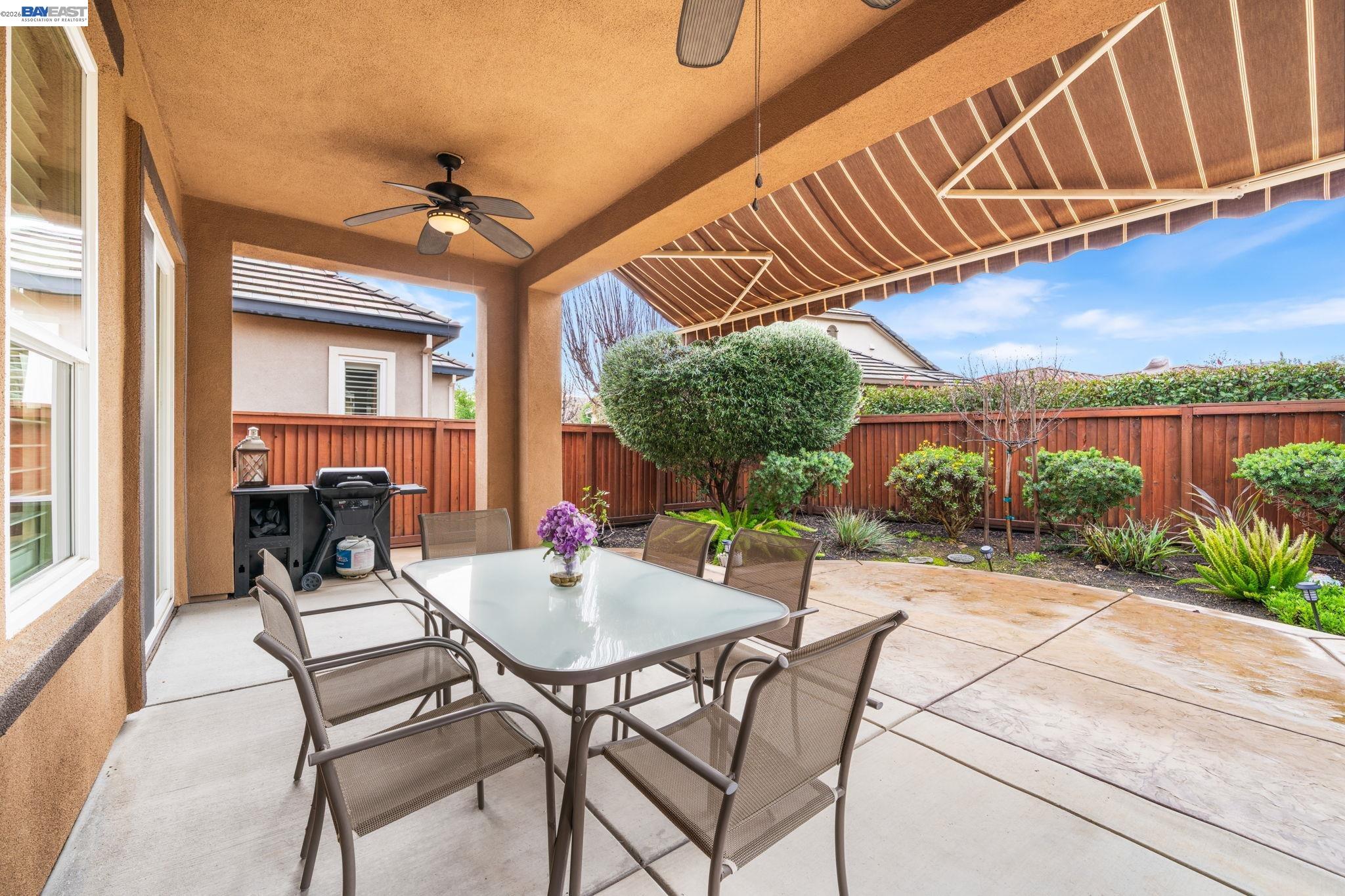 1033 Malbec Lane Brentwood, CA 94513 - Photo 32 of 37 a view of an outdoor seating area