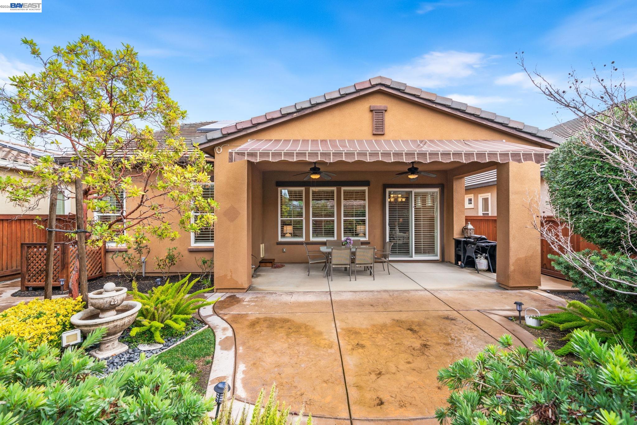 1033 Malbec Lane Brentwood, CA 94513 - Photo 37 of 37 a front view of a house with garden