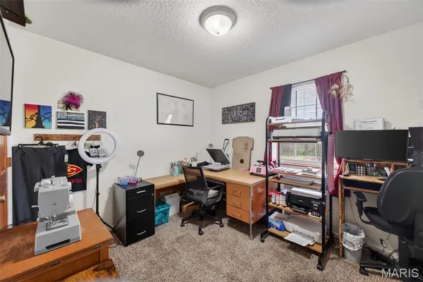 $245,000 | 1420 West Madison Avenue, Lebanon, MO 65536