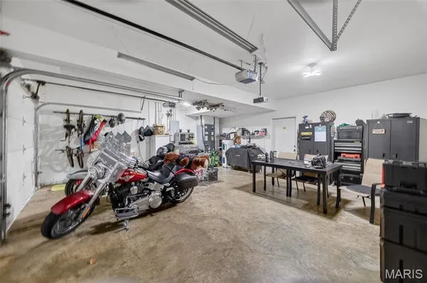$245,000 | 1420 West Madison Avenue, Lebanon, MO 65536