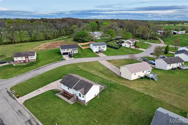 $245,000 | 1420 West Madison Avenue, Lebanon, MO 65536