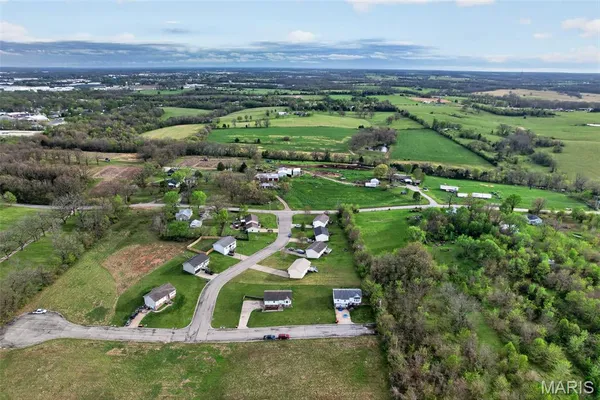 $245,000 | 1420 West Madison Avenue, Lebanon, MO 65536