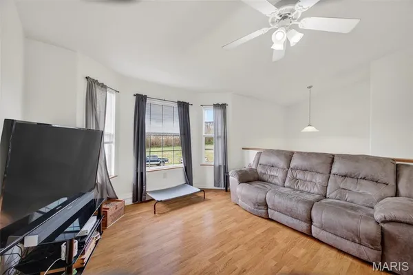 $245,000 | 1420 West Madison Avenue, Lebanon, MO 65536