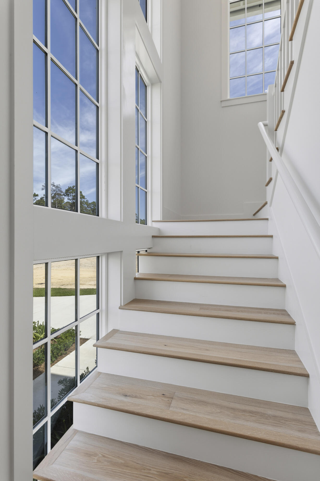 130 East Elliot Way Watersound, FL 32461 - Photo 25 of 52 a view of entryway