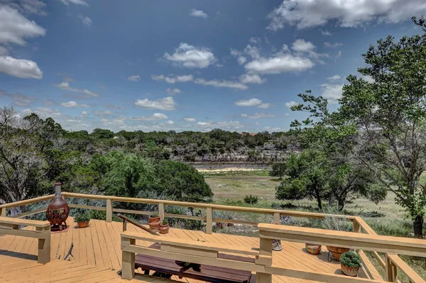 $649,900 | 185 Cougar Park, Hunt, TX 78024