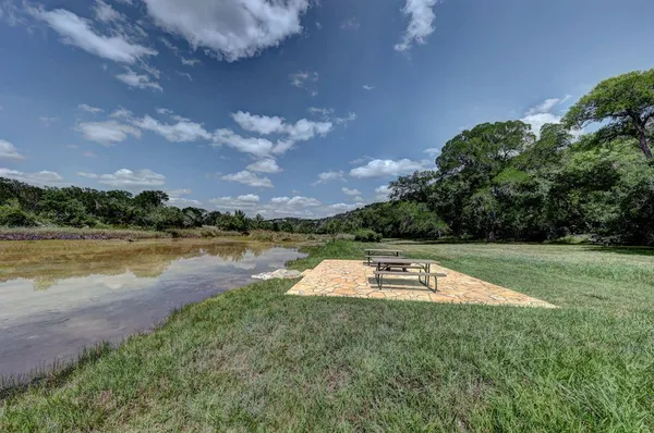 $649,900 | 185 Cougar Park, Hunt, TX 78024