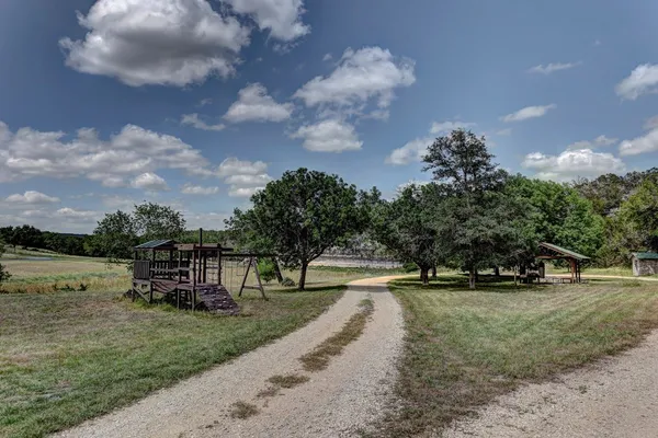 $649,900 | 185 Cougar Park, Hunt, TX 78024