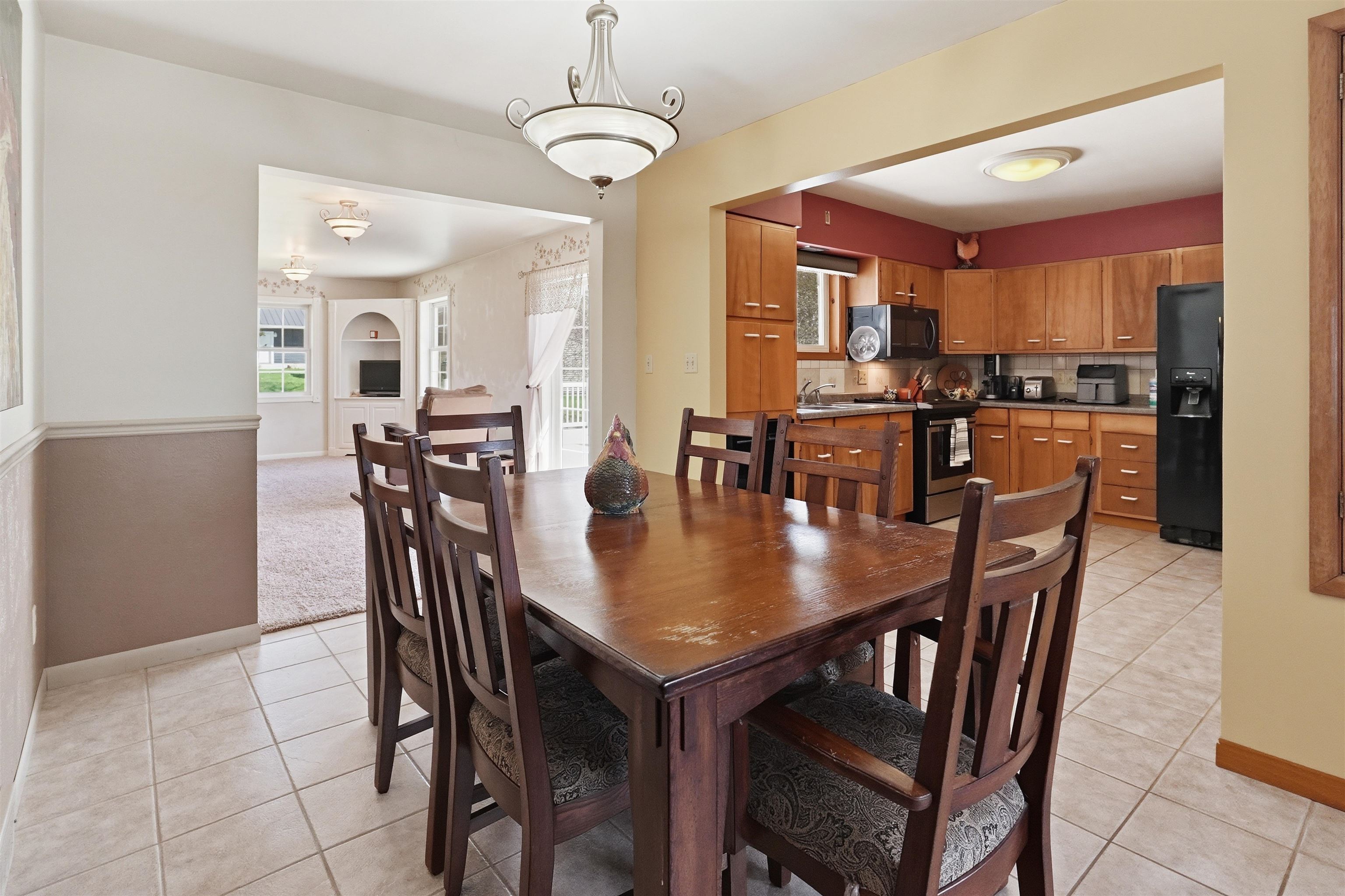 634 Shattuck Street Medford, WI 54451 - Photo 3 of 15