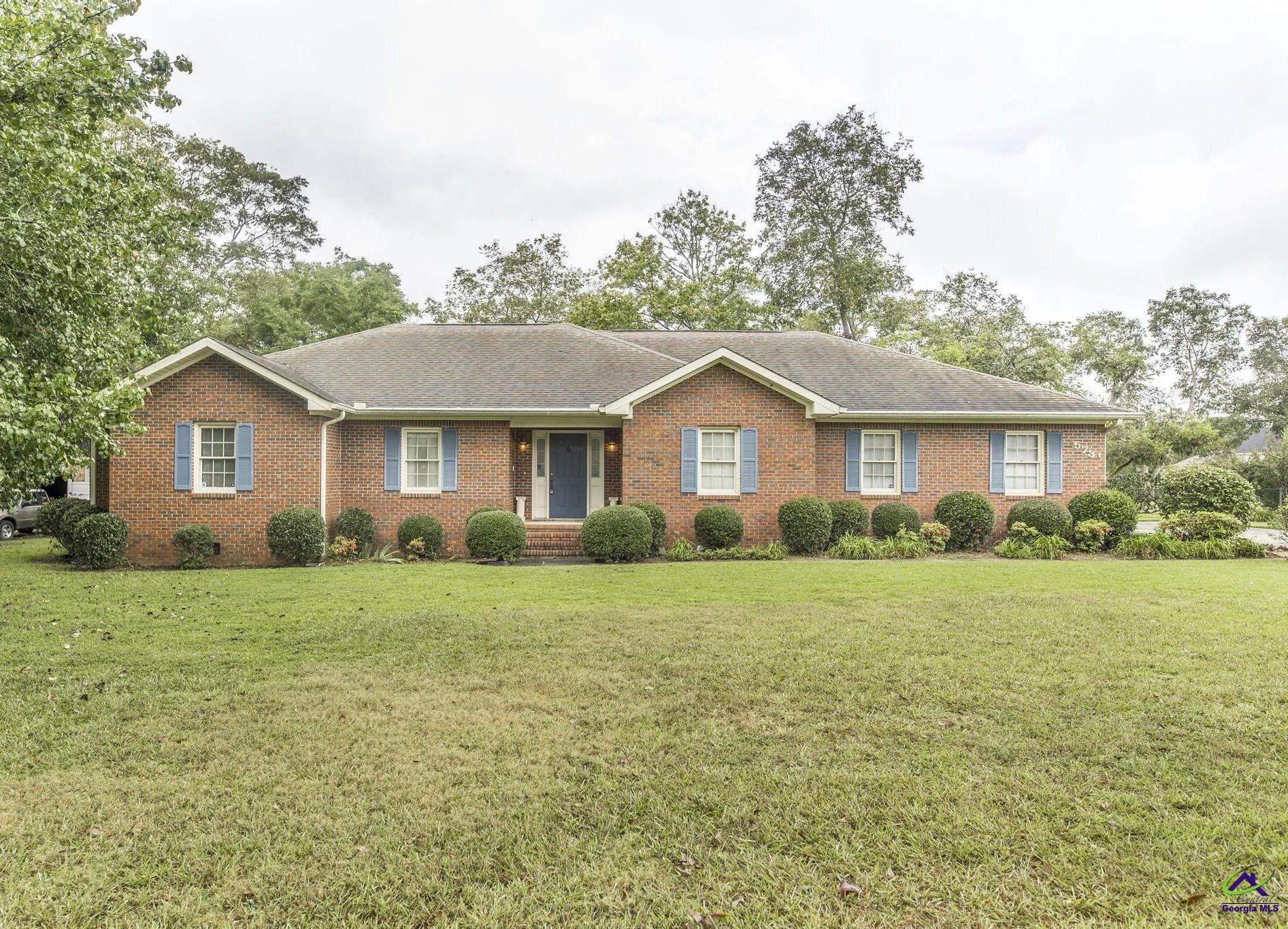 5731 School Road Macon, GA 31216 - Photo 1 of 33 Curb appeal and comfort combine in this well-loved property.