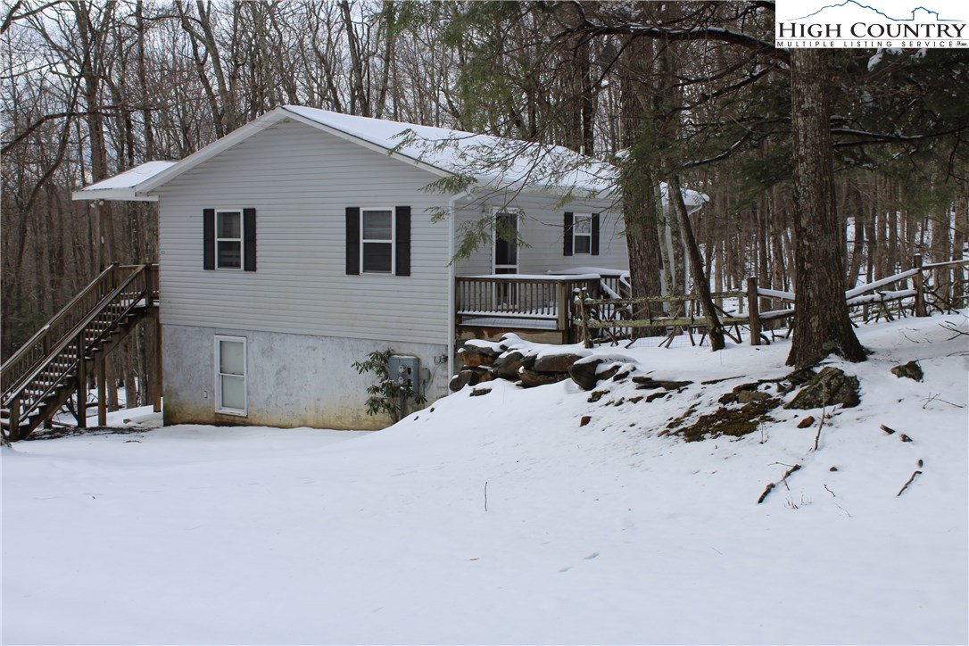 1025 Replogle Drive Boone, NC 28607 - Photo 4 of 25 Gallery Image 4