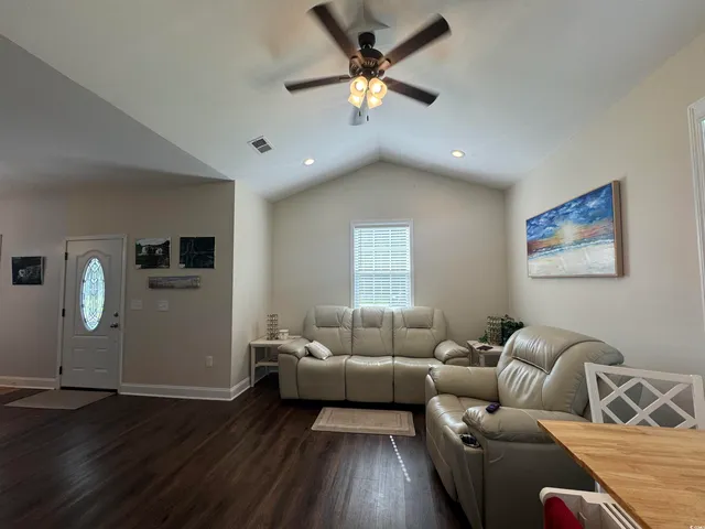 $224,999 | 304 South Magnolia Avenue, Andrews, SC 29510