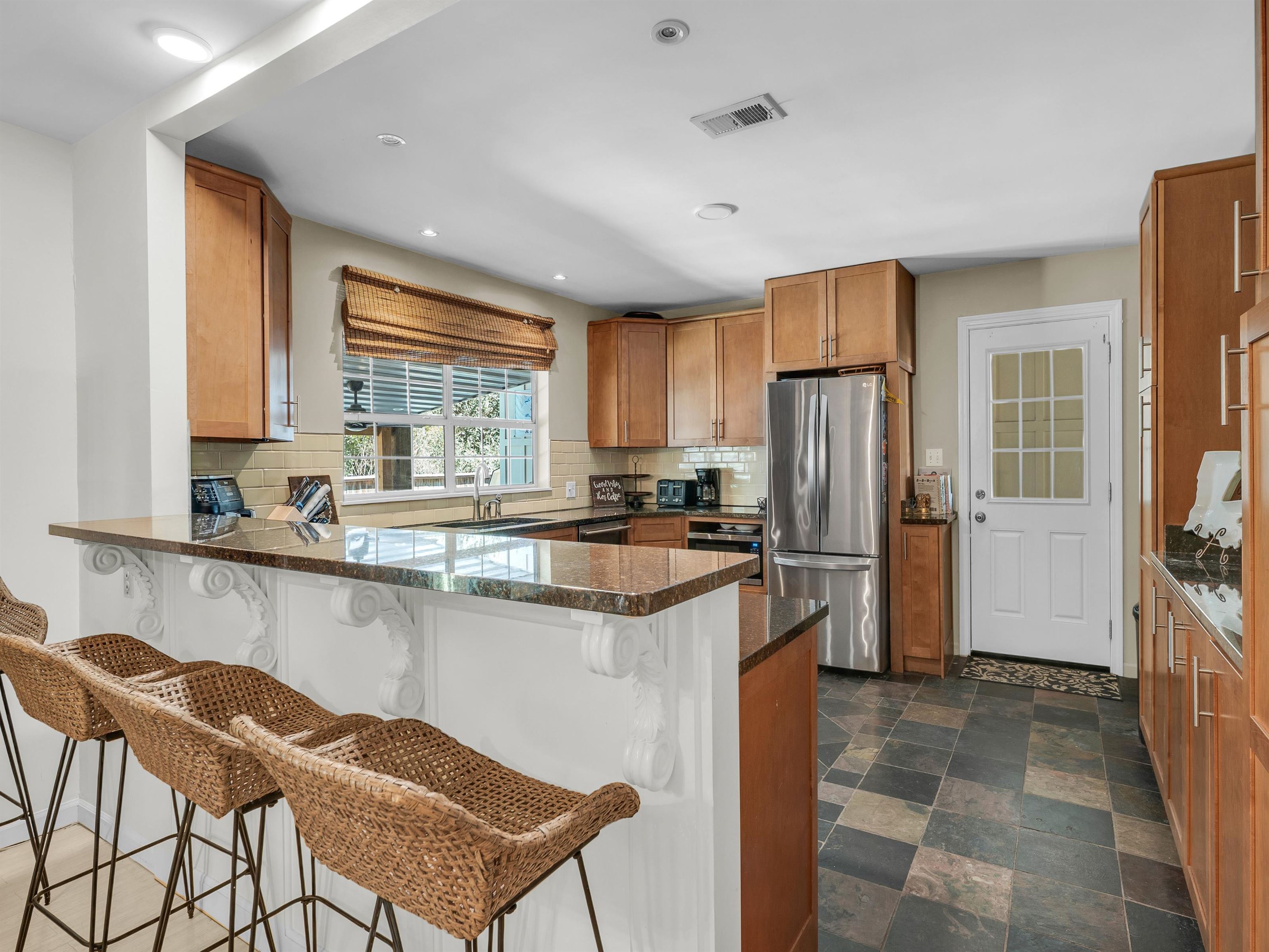 5410 Florida Avenue Orange Beach, AL 36561 - Photo 9 of 45 Kitchen
