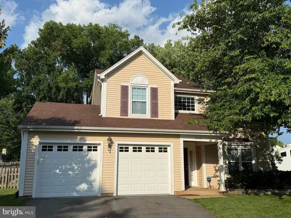 $850,000 | 13146 Lazy Glen Court, Herndon, VA 20171