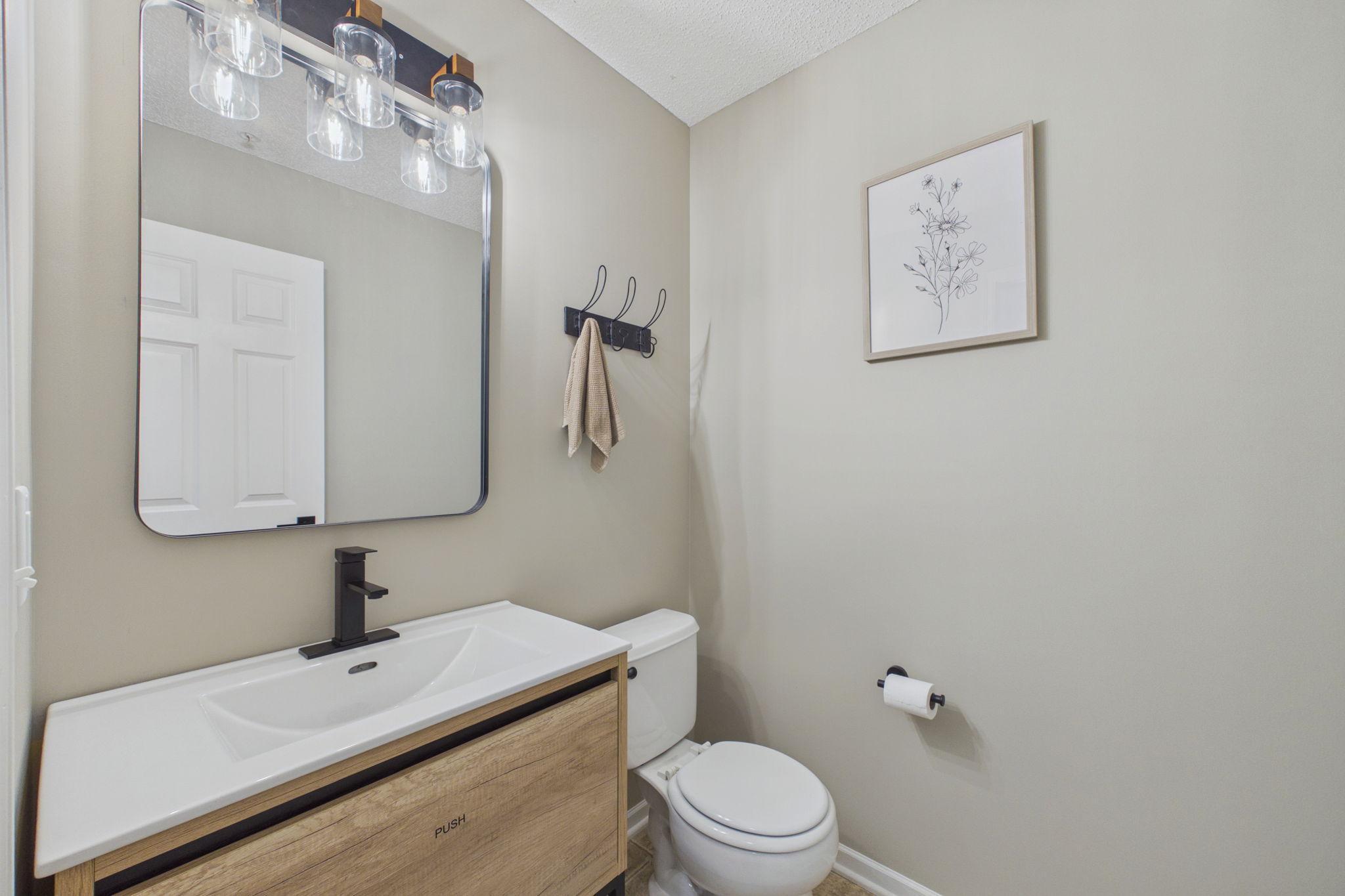 1240 County Rd D East, Unit 3 Maplewood, MN 55109 - Photo 10 of 21 Gallery Image 10