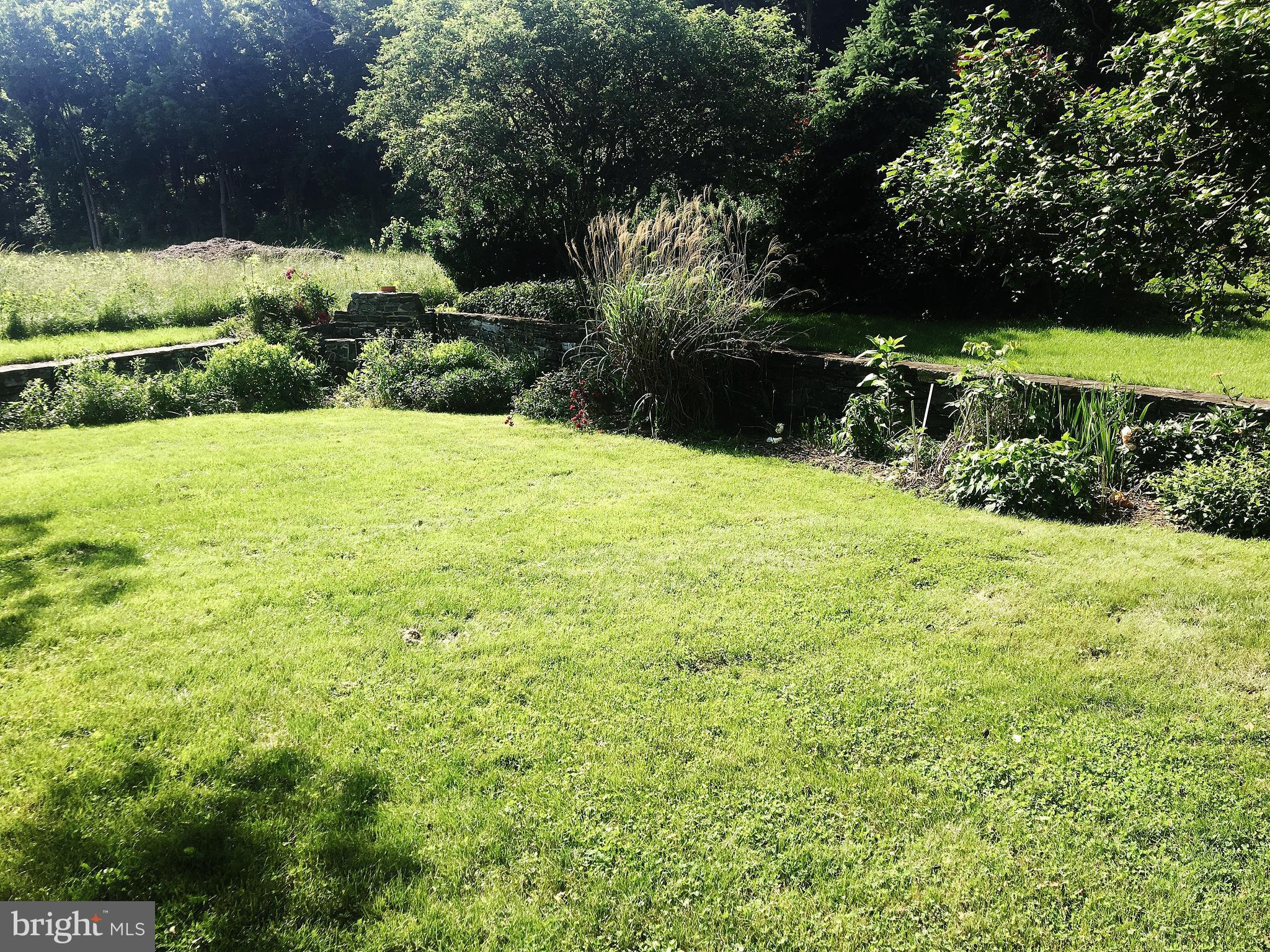 113 Circle Road Lancaster, PA 17601 - Photo 24 of 28 Gallery Image 24