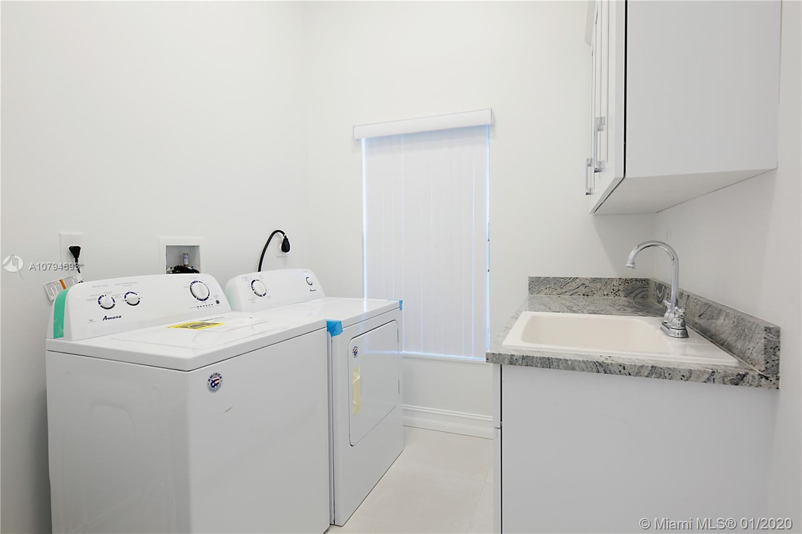 9696 West Lake Court Boca Raton, FL 33434 - Photo 24 of 27 Gallery Image 24
