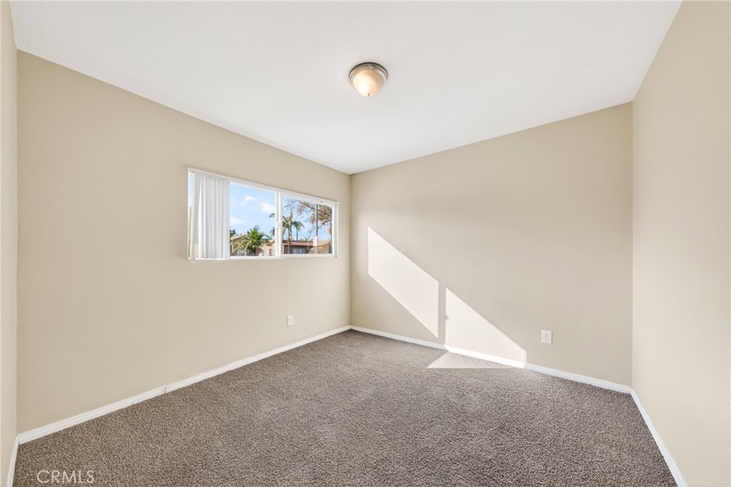 1905 East Palmer Street Compton, CA 90221 - Photo 6 of 32