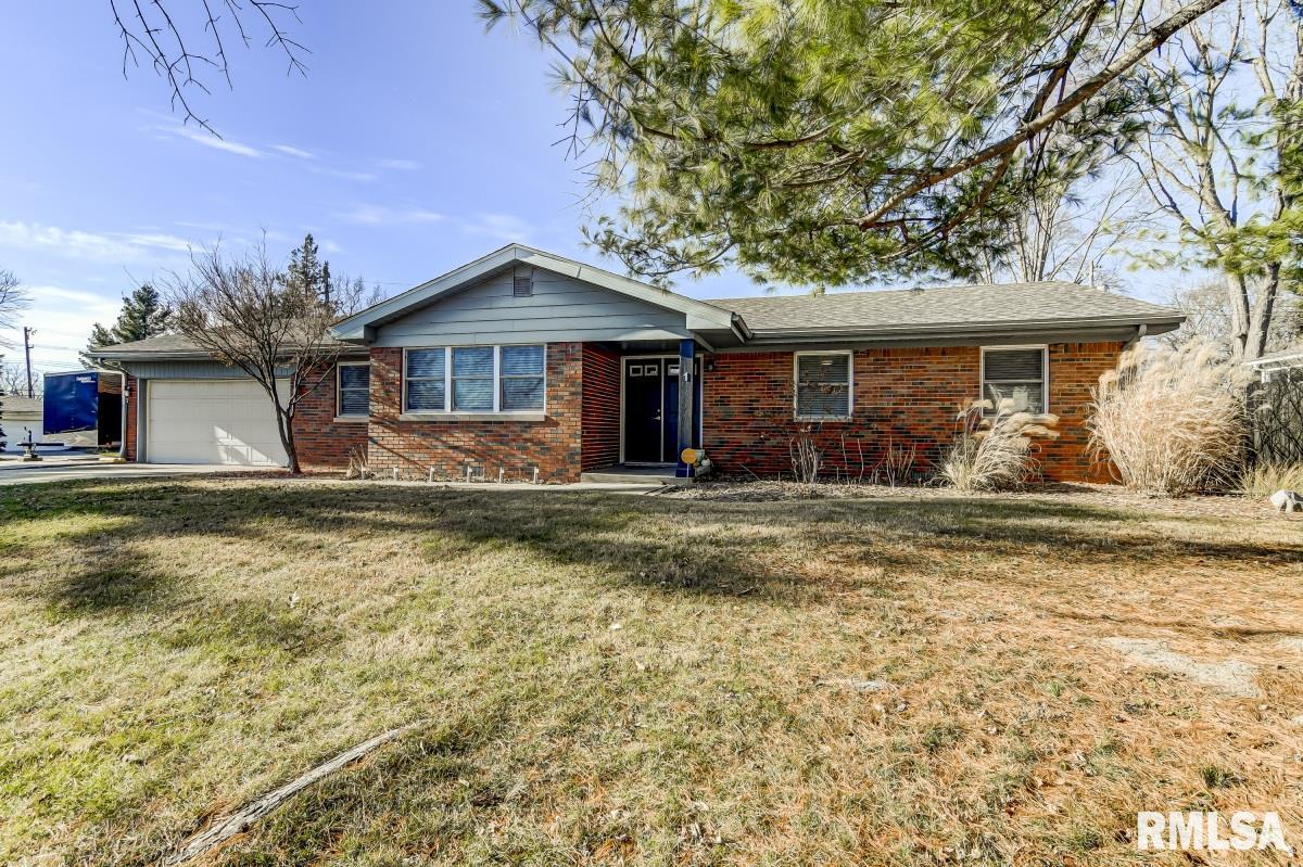 1 Royal Road Springfield, IL 62702 - Photo 1 of 30
