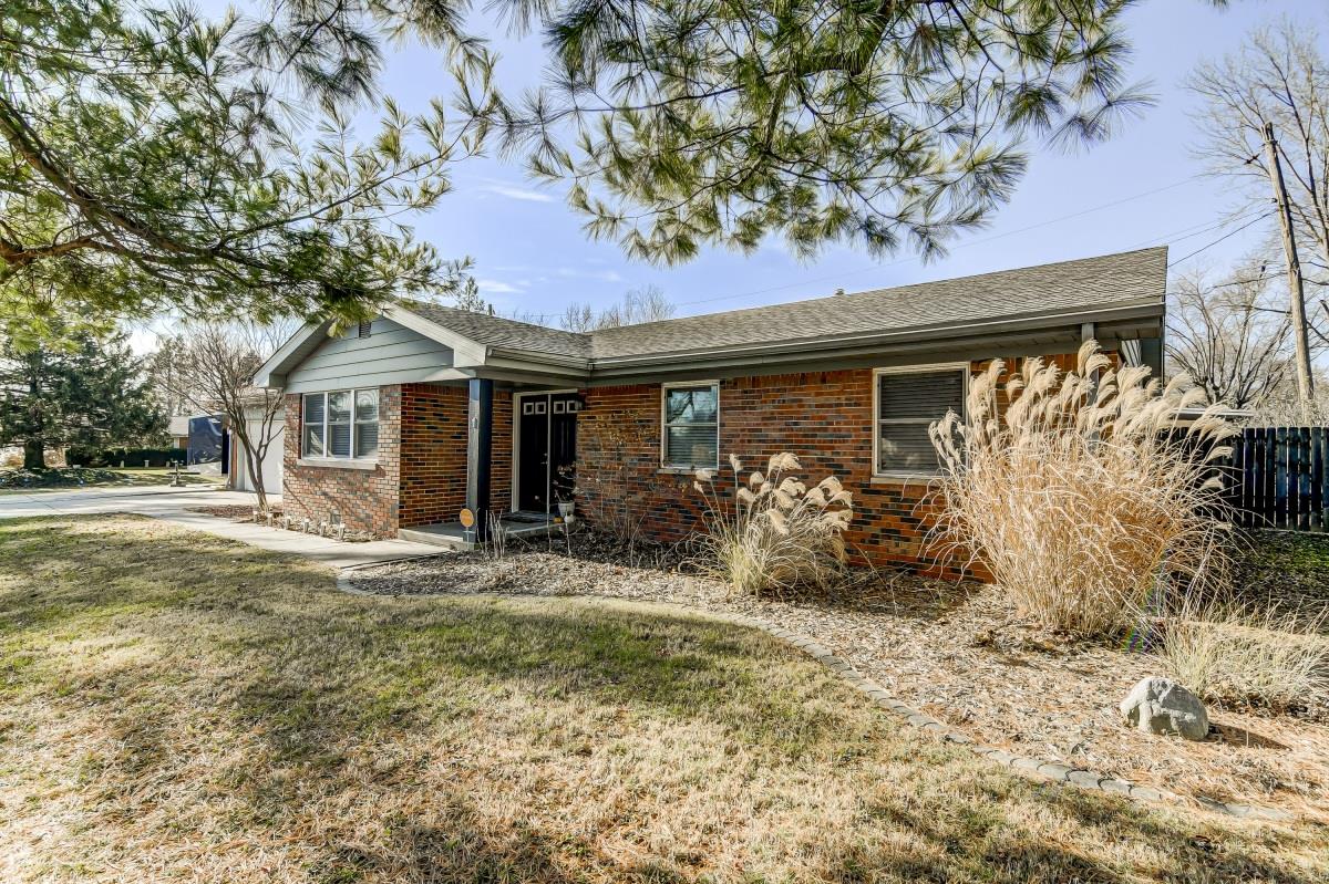 1 Royal Road Springfield, IL 62702 - Photo 2 of 30
