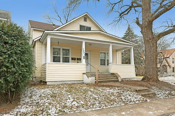 $219,900 | 1220 8th Street South, St. Cloud, MN 56301