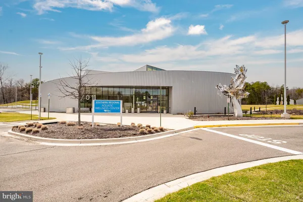 $188,000 | 3348 Huntley Square Drive, Unit B, Temple Hills, MD 20748