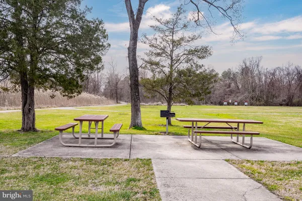 $188,000 | 3348 Huntley Square Drive, Unit B, Temple Hills, MD 20748