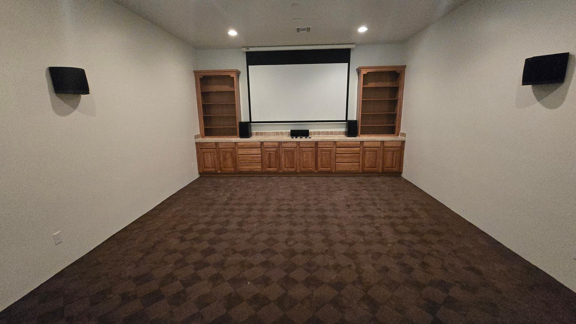 4485 East Quail Brush Road Cave Creek, AZ 85331 - Photo 45 of 64 a bathroom with a toilet