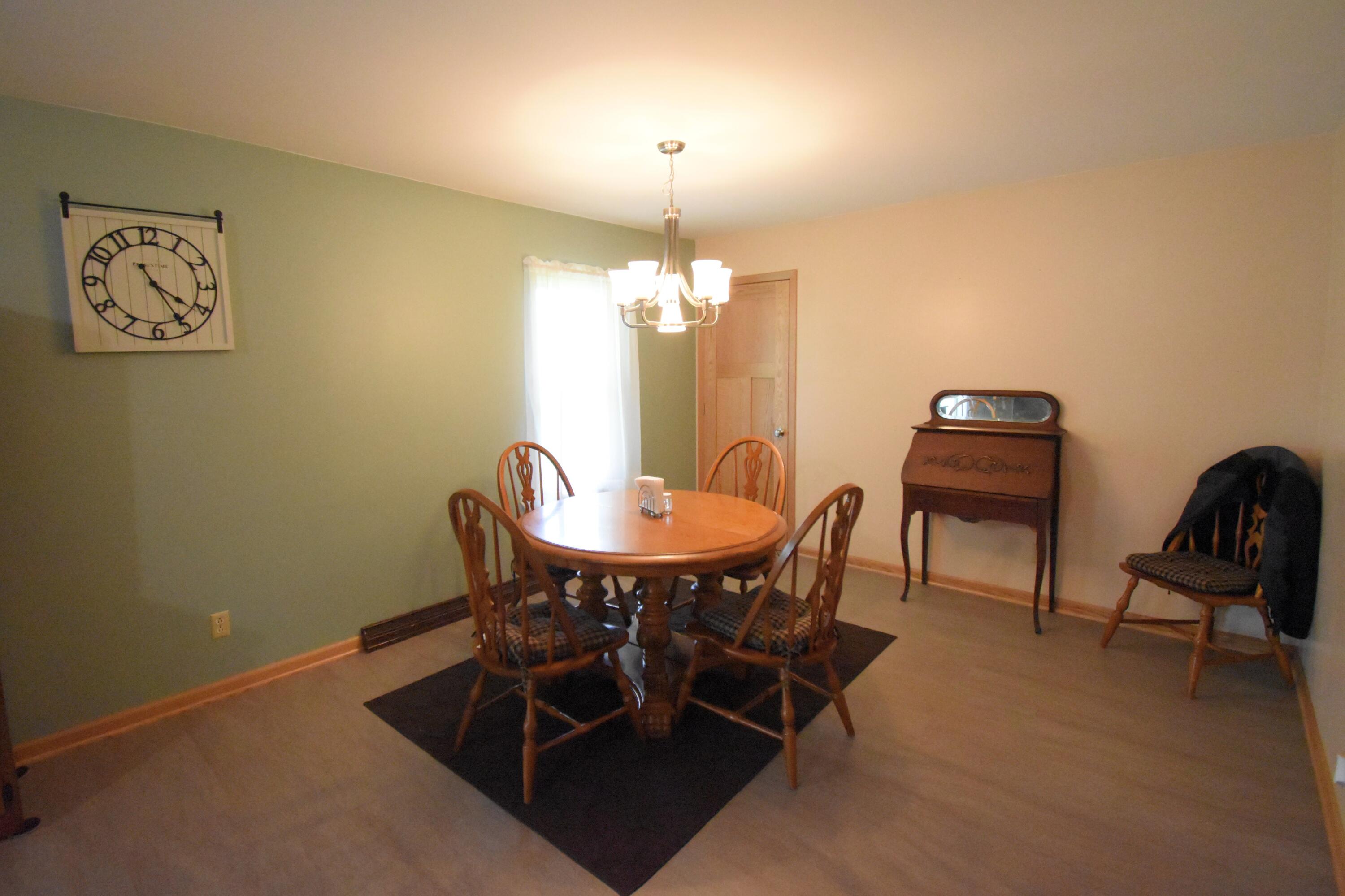 910 East Stewart Drive Rensselaer, IN 47978 - Photo 17 of 39 3000x1999