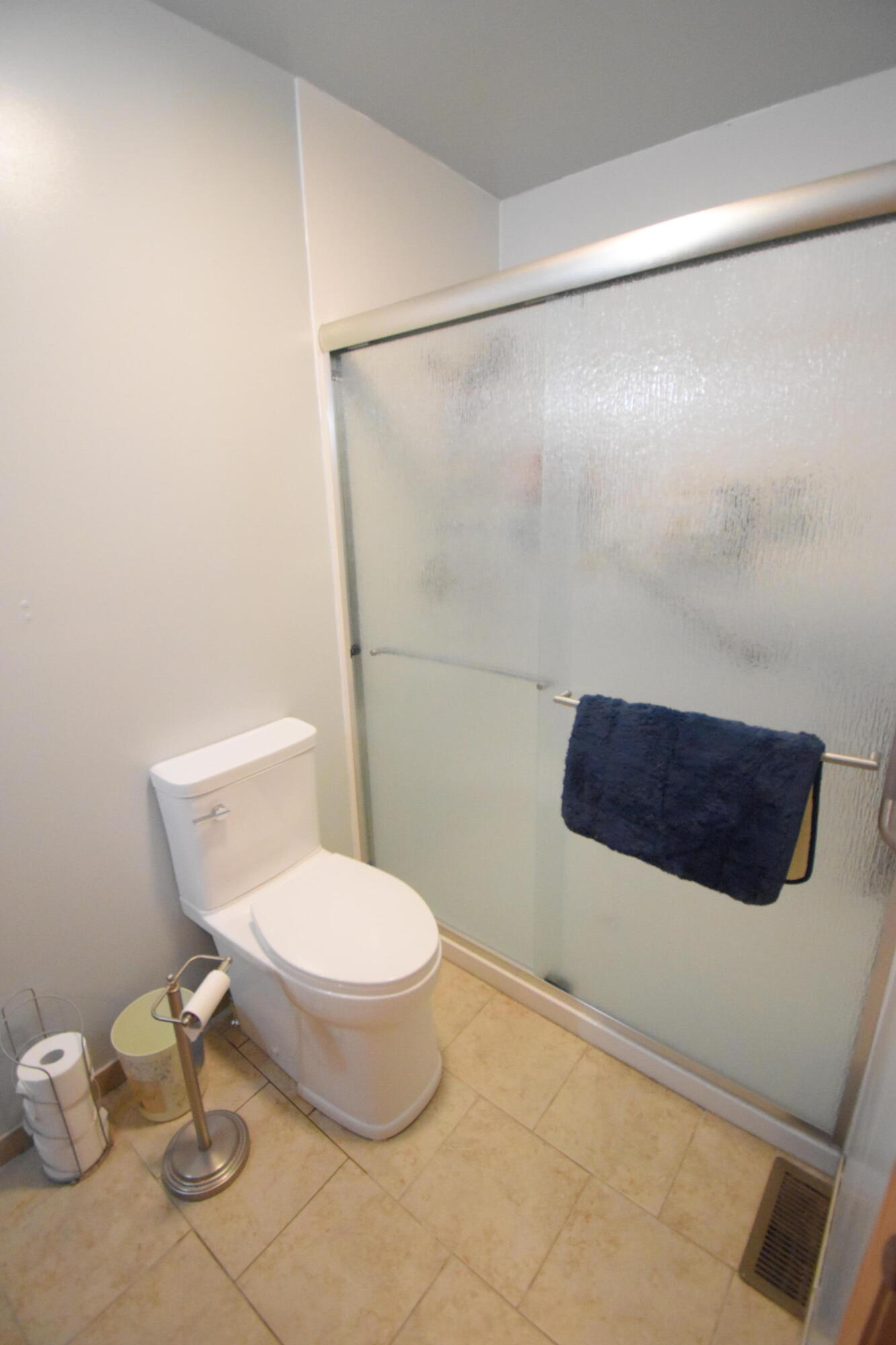 910 East Stewart Drive Rensselaer, IN 47978 - Photo 26 of 39 1333x2000