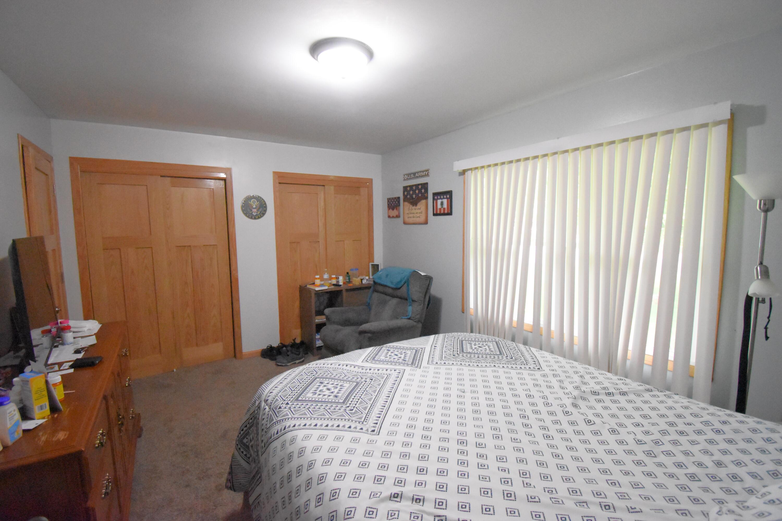 910 East Stewart Drive Rensselaer, IN 47978 - Photo 31 of 39 3000x2000