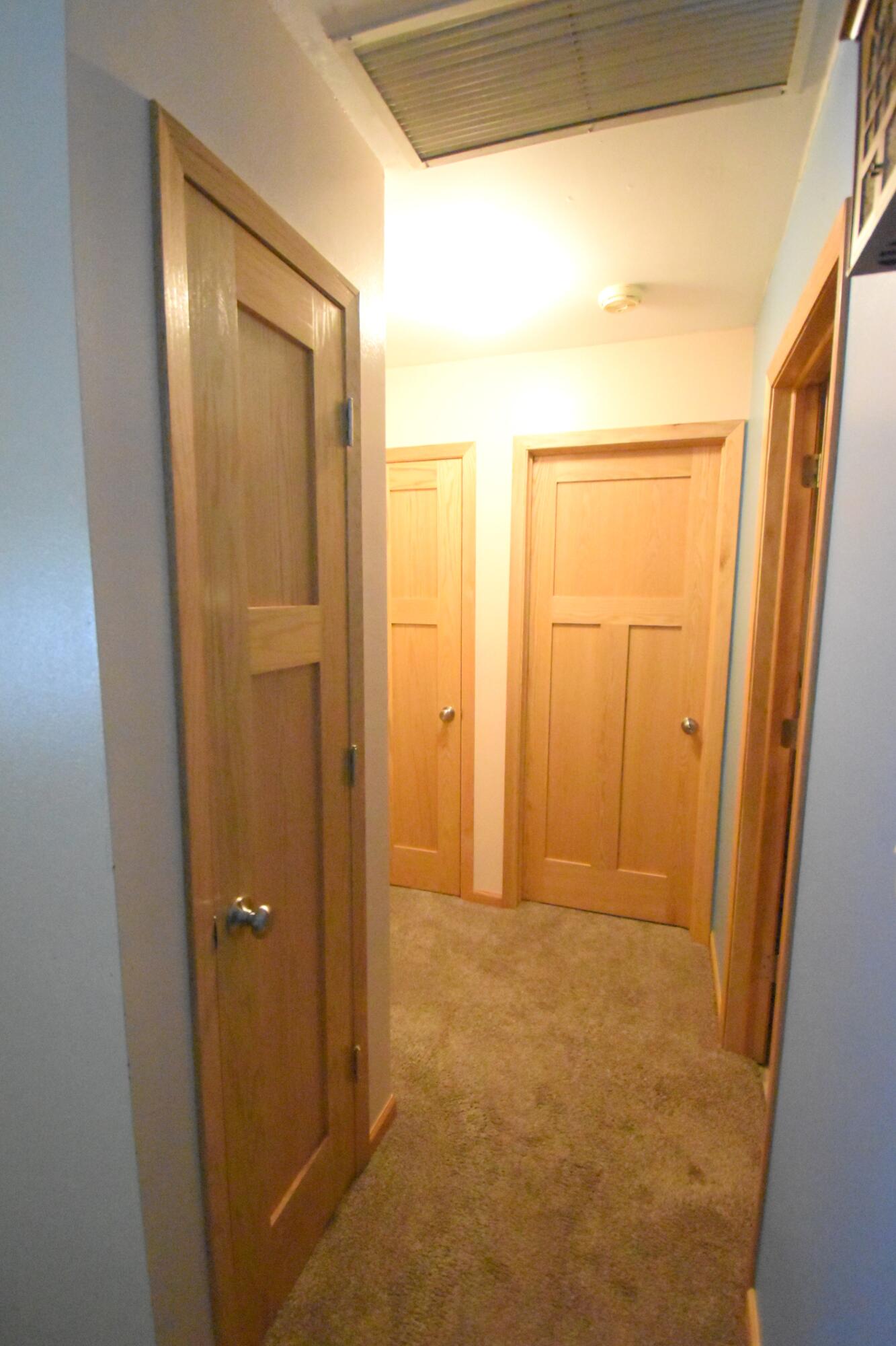 910 East Stewart Drive Rensselaer, IN 47978 - Photo 32 of 39 1333x2000