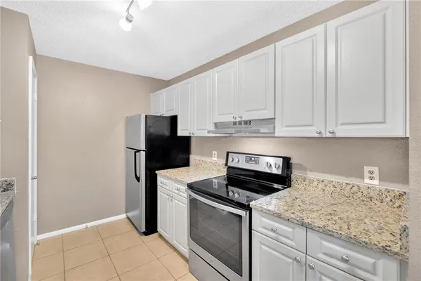 $1,695 | 9481 Highland Oak Drive, Unit 606, Tampa, FL 33647