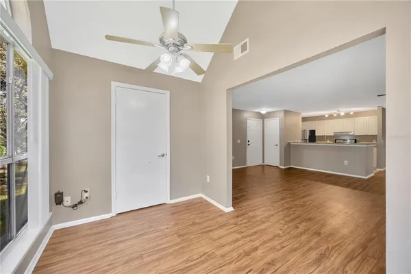 $1,695 | 9481 Highland Oak Drive, Unit 606, Tampa, FL 33647