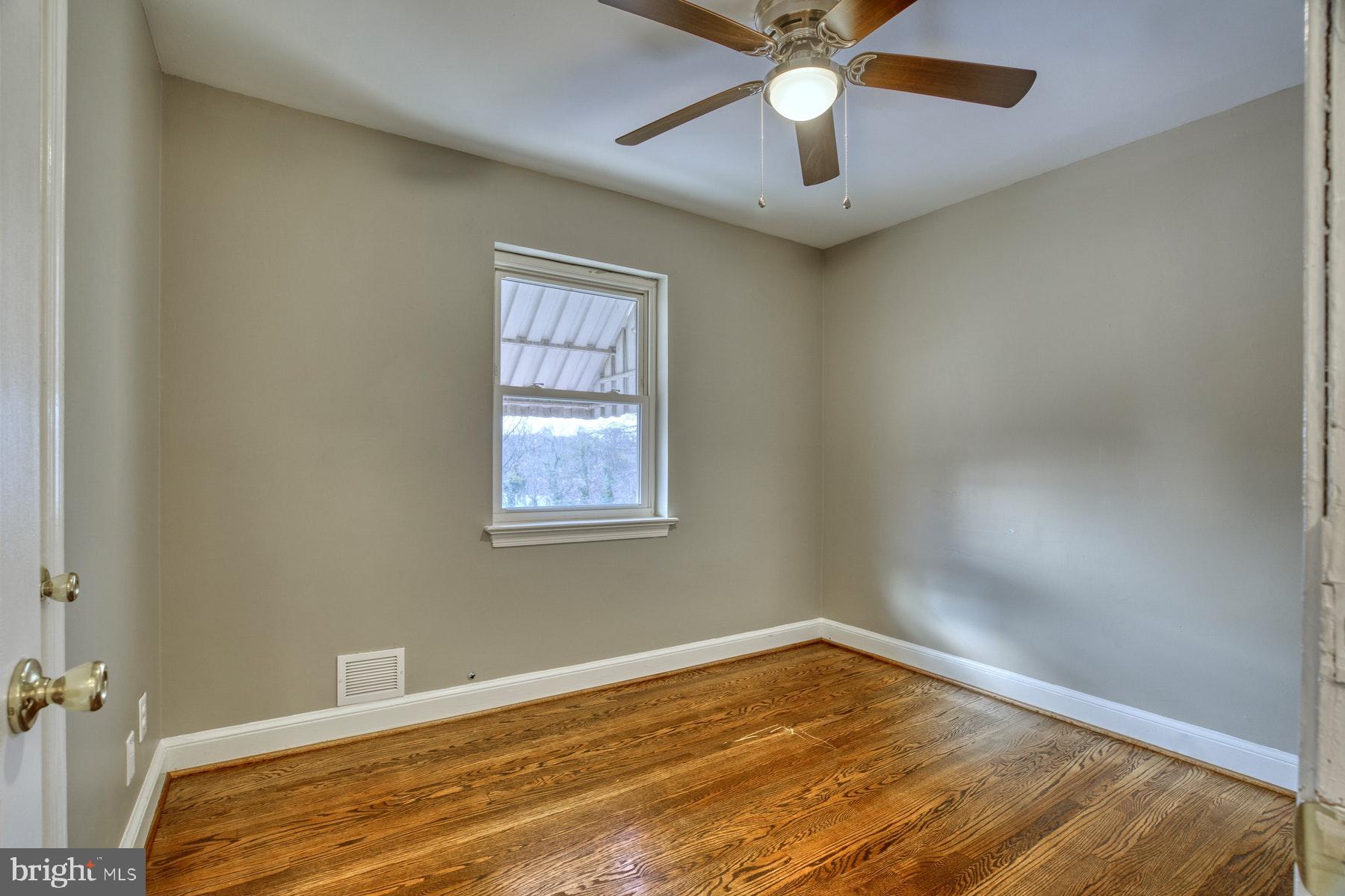 5619 7th Road South Arlington, VA 22204 - Photo 22 of 30 Gallery Image 22