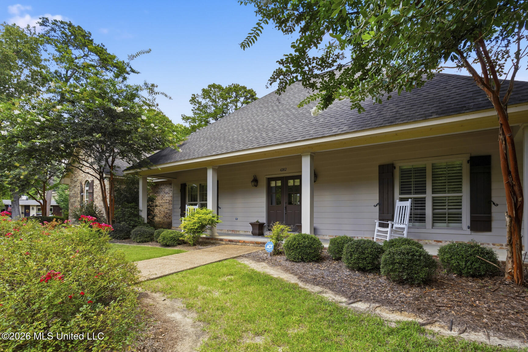 4282 Berlin Drive Jackson, MS 39211 - Photo 2 of 31 4282 Berlin-5