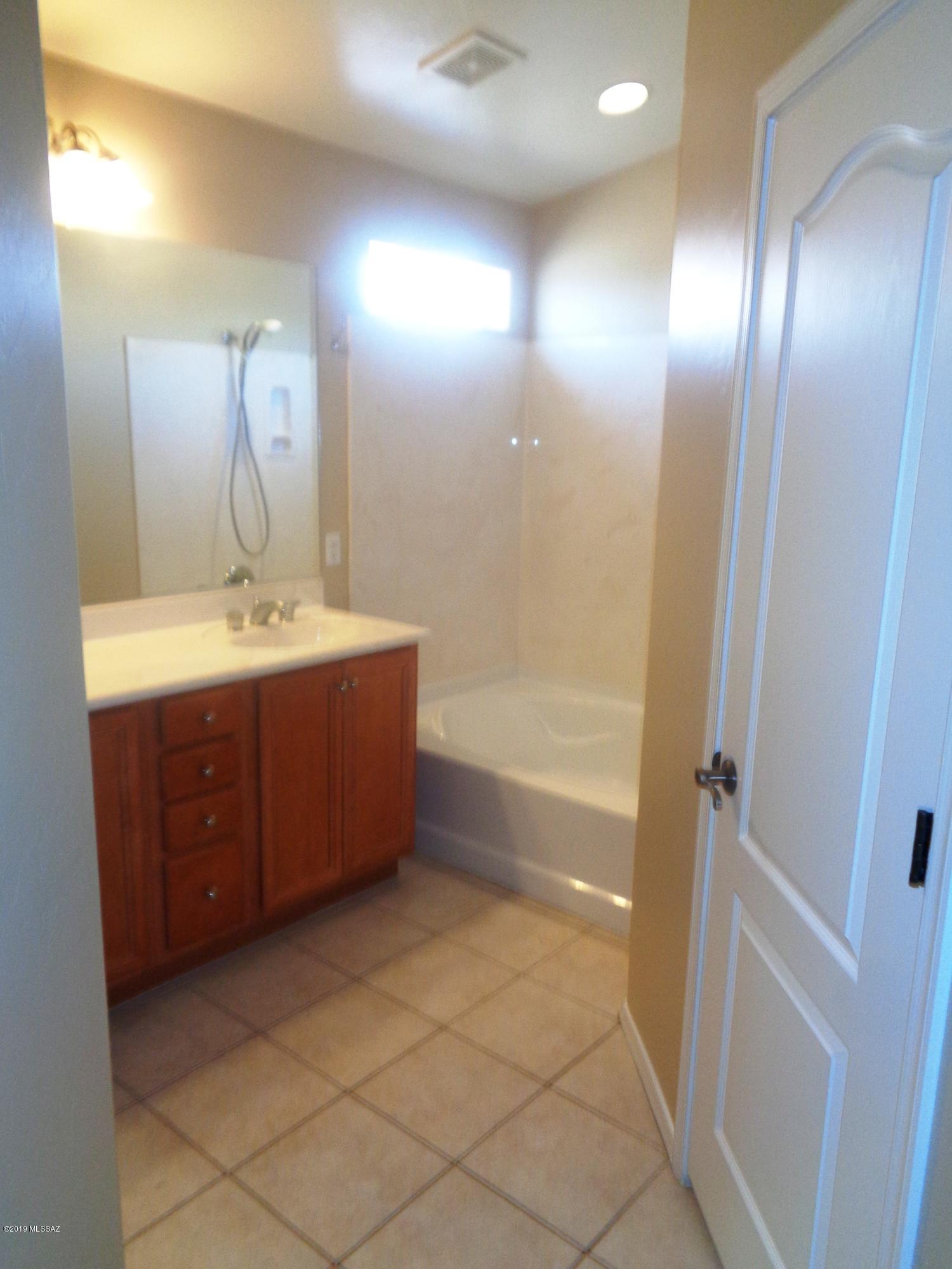554 South Stone Bench Road Vail, AZ 85641 - Photo 17 of 41 Gallery Image 17