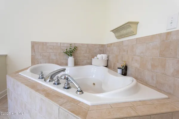 $539,000 | 140 Middleton Drive, Hertford, NC 27944
