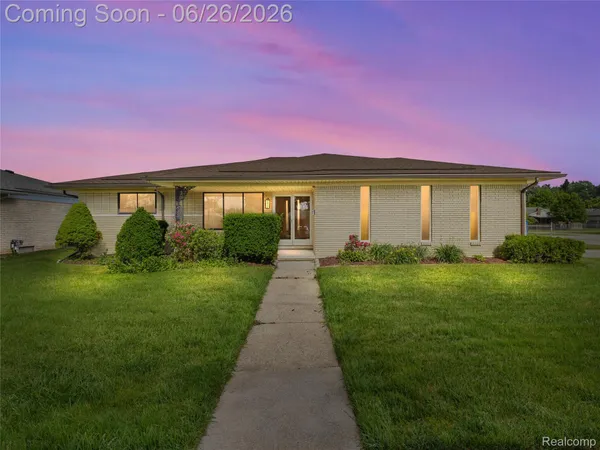 $299,900 | 28506 Steele Drive, Warren, MI 48088