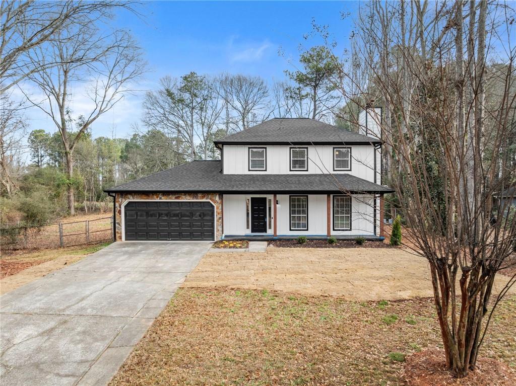604 Fox Run Winder, GA 30680 - Photo 5 of 38 a front view of a house with yard