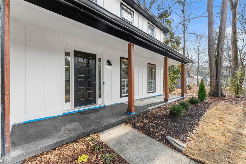 604 Fox Run Winder, GA 30680 - Photo 6 of 38 a front view of a house