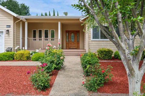 $1,050,000 | 1759 Emerald Drive, Calistoga, CA 94515