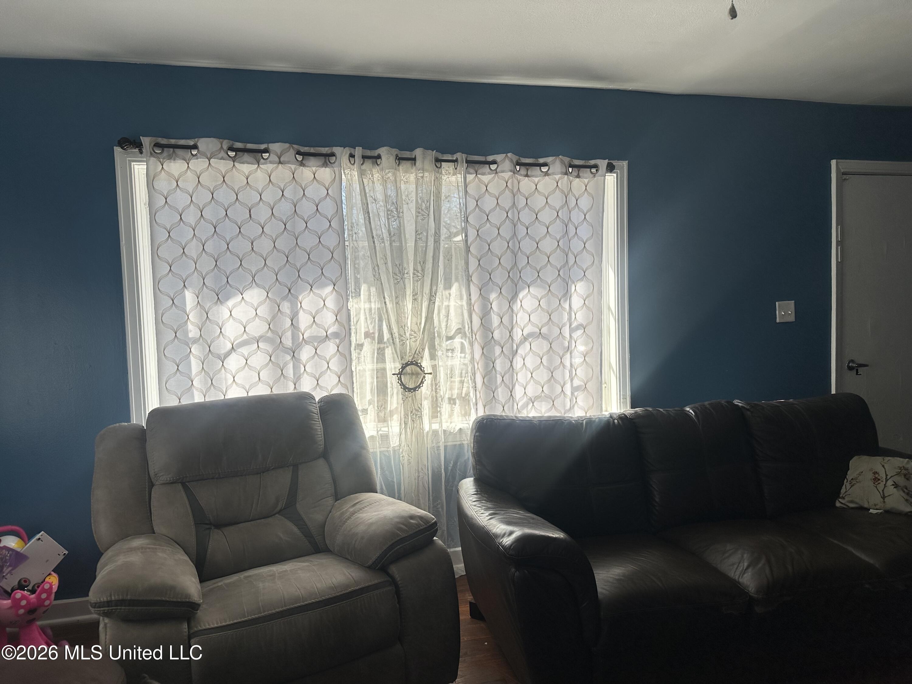 156 Wacker Drive Jackson, MS 39206 - Photo 5 of 37 IMG_7821