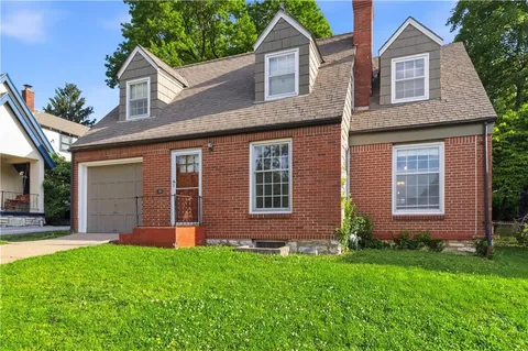 $275,000 | 500 East 66th Terrace, Kansas City, MO 64131