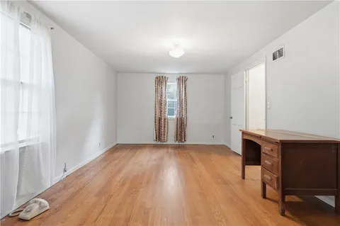 $275,000 | 500 East 66th Terrace, Kansas City, MO 64131