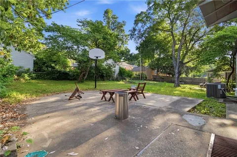 $275,000 | 500 East 66th Terrace, Kansas City, MO 64131